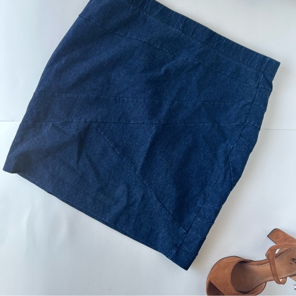 Simply Vera Vera Wang Jean Skirt - Picture 3 of 5